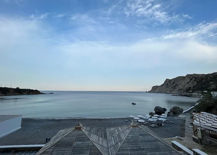 Antiperatos Beach Villa